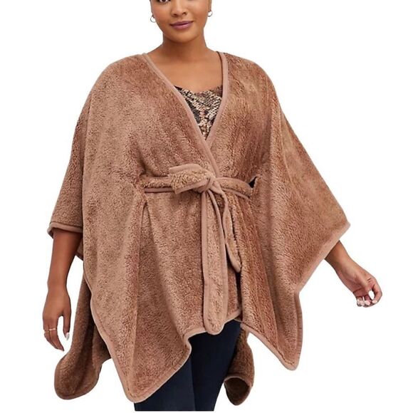 Torrid NWT camel cozy Sherpa belted ruana one size - Picture 2 of 15